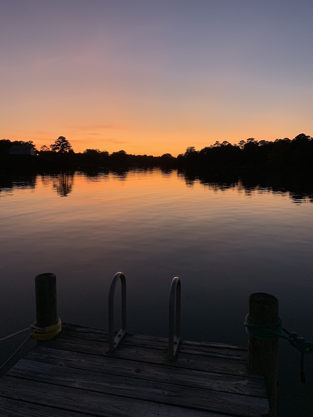 Regent Point Marina & Boatyard | 317 Regent Point Dr, Topping, VA 23169, USA | Phone: (804) 758-4457