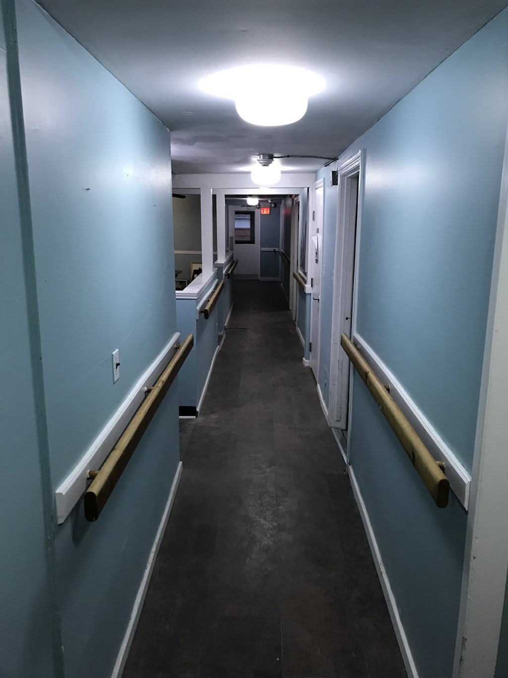 Eastwood Manor | 348 Eastwood Ave, Crystal Beach, ON L0S 1B0, Canada | Phone: (905) 894-2189