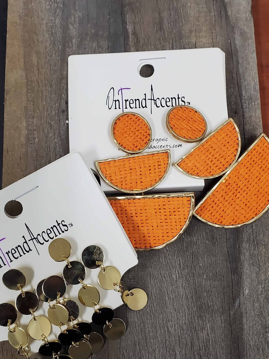 Ontrend Accents Accessories | 527 Keisler Dr STE 104, Cary, NC 27518, USA | Phone: (888) 668-7363