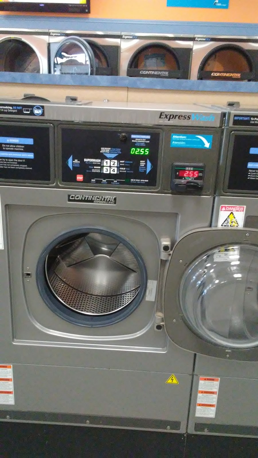 Laundromat | 1201 E 6th St B, Beaumont, CA 92223, USA | Phone: (951) 845-1801