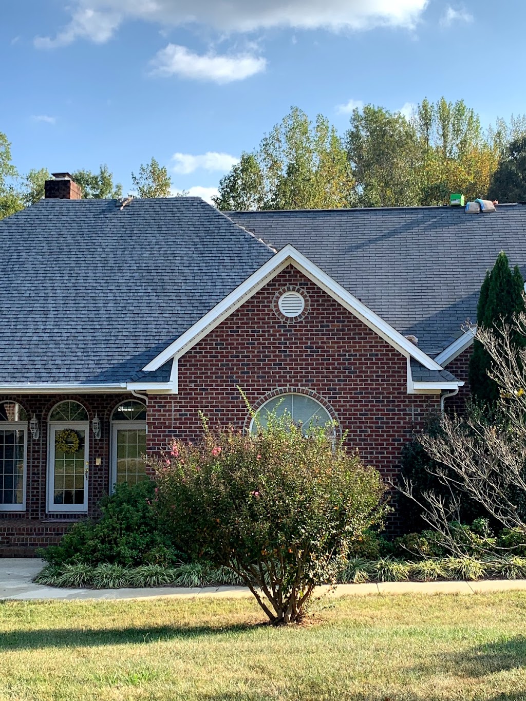 Carolina Roofing Designs | 178 Kenneth Ln, Willow Spring, NC 27592, USA | Phone: (919) 896-2312