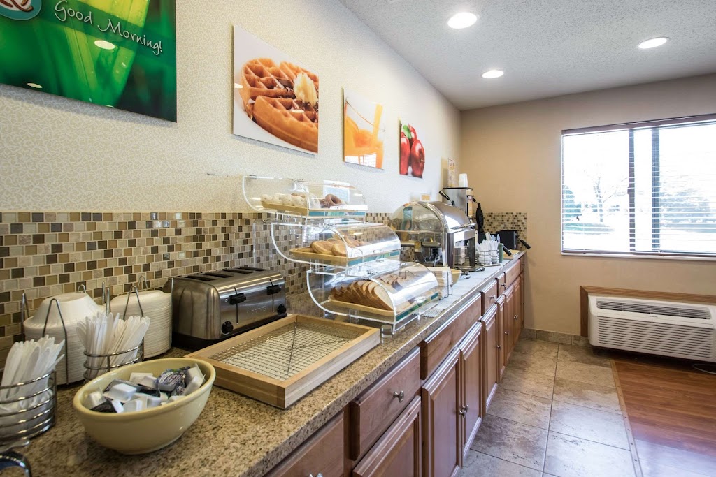 Quality Inn & Suites Sun Prairie Madison East | 105 Business Park Dr, Sun Prairie, WI 53590, USA | Phone: (608) 834-9889