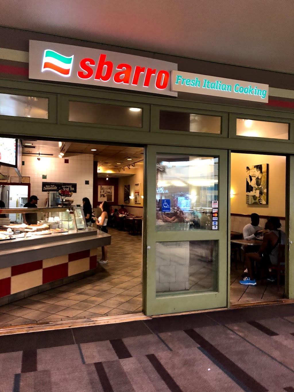 Sbarro | 13350 Dallas Pkwy, Dallas, TX 75240, USA | Phone: (972) 788-0036