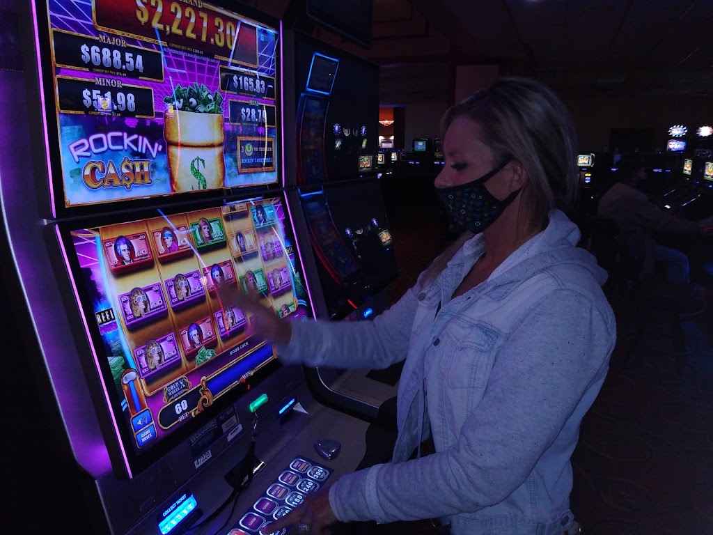 Xtreme Cafe | 5734 Sturgeon Lake Rd, Welch, MN 55089, USA | Phone: (800) 222-7077