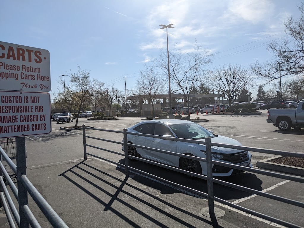 Costco Gas Station | 1800 Cavitt Dr, Folsom, CA 95630, USA | Phone: (916) 850-1000