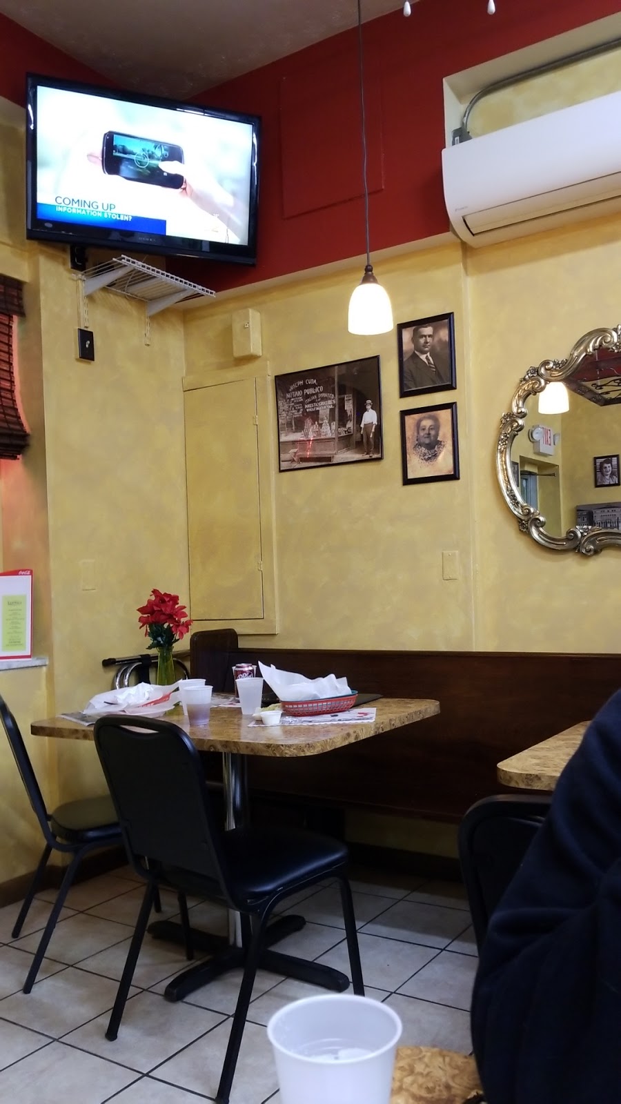 Frankies Italian Kitchen | 432 Georgetown Rd, Lawrence, PA 15055, USA | Phone: (724) 969-6001