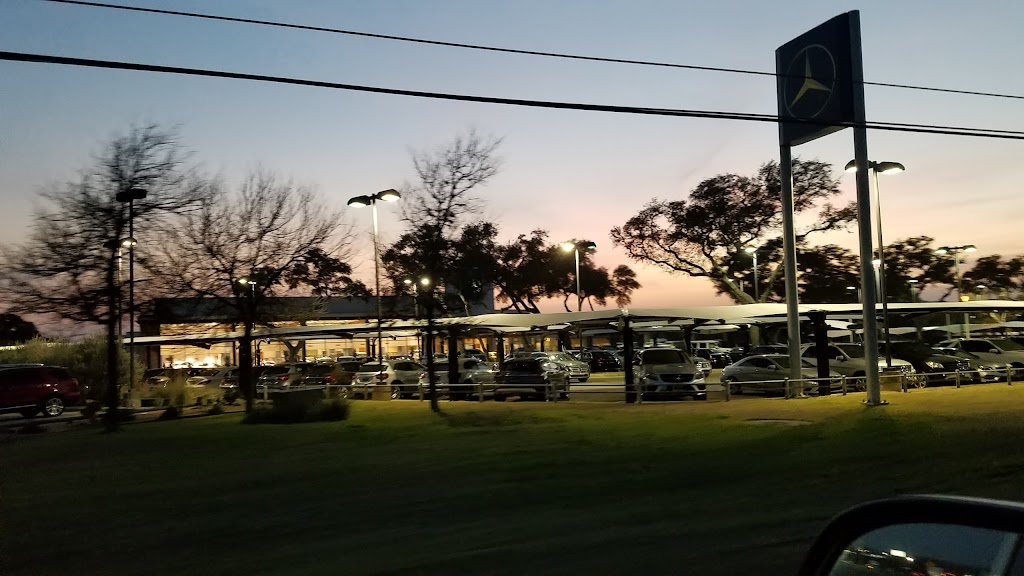 Mercedes-Benz of Boerne Service Center | 31445 I-10, Boerne, TX 78006, USA | Phone: (830) 341-1186