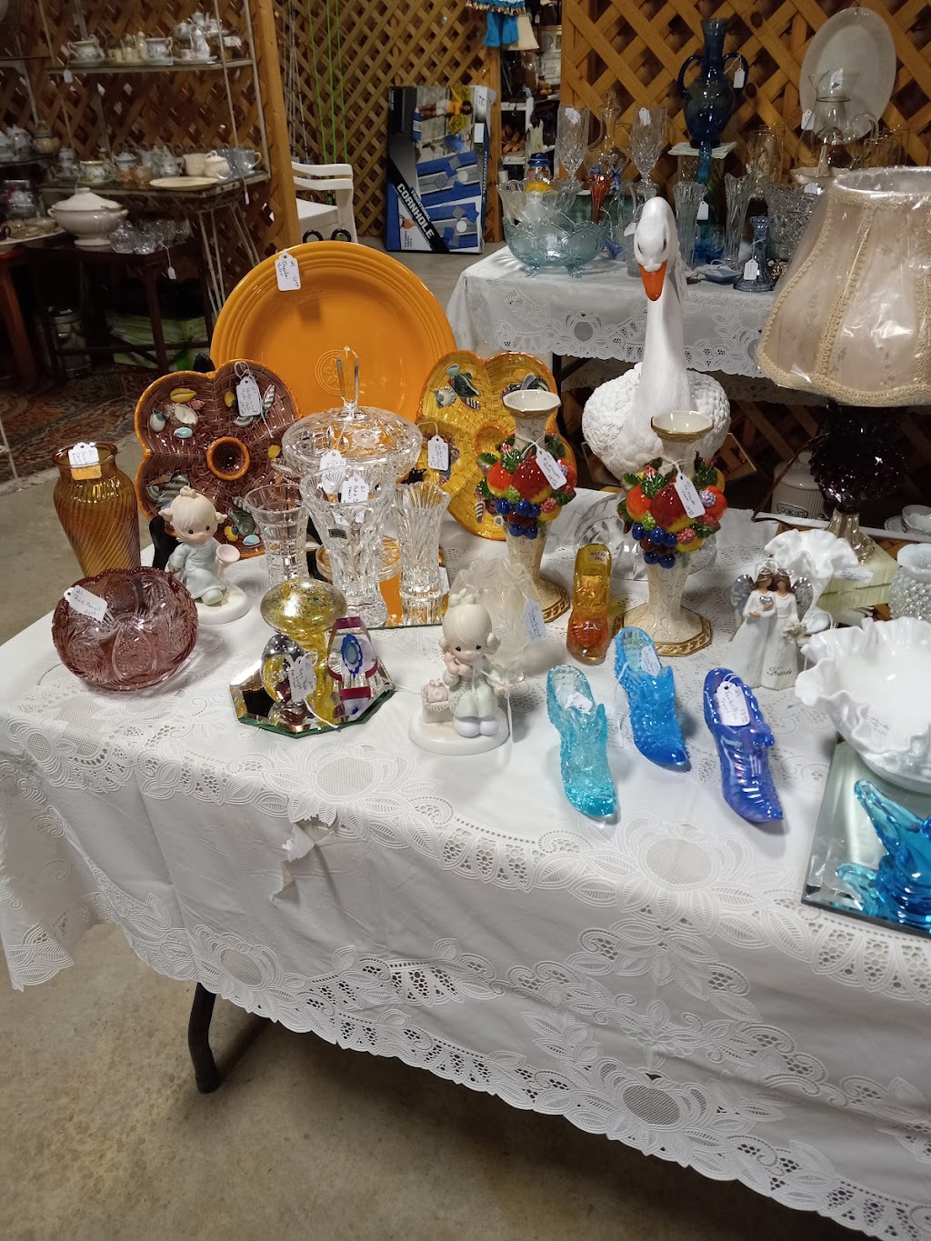 Warrior Antique Flea Mall | 8089 Rouse Rd, Warrior, AL 35180, USA | Phone: (205) 647-4600