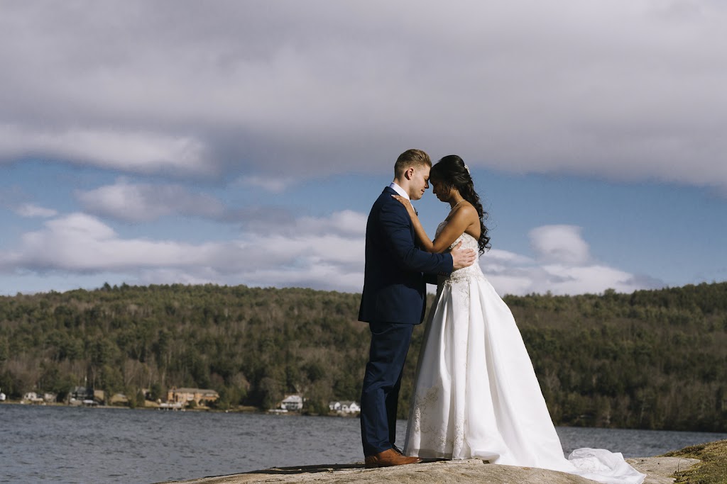 Complete Weddings + Events | 2735 Broadway, Rotterdam, NY 12306, USA | Phone: (518) 346-1200