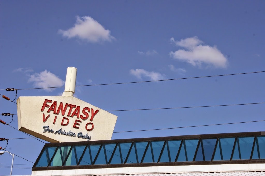 FANTASY Tigard | 6440 SW Coronado St, Portland, OR 97219, USA | Phone: (503) 244-6969