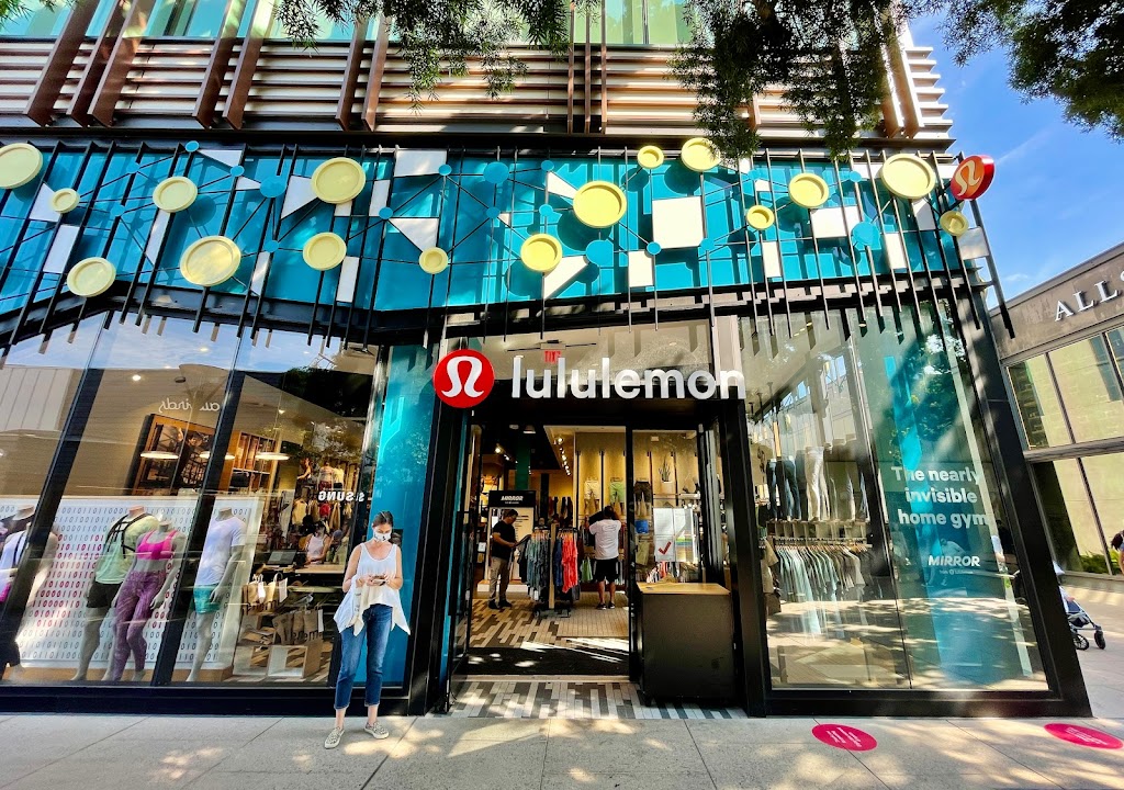 lululemon | 660 Stanford Shopping Center #186A, Palo Alto, CA 94304, USA | Phone: (650) 718-8399