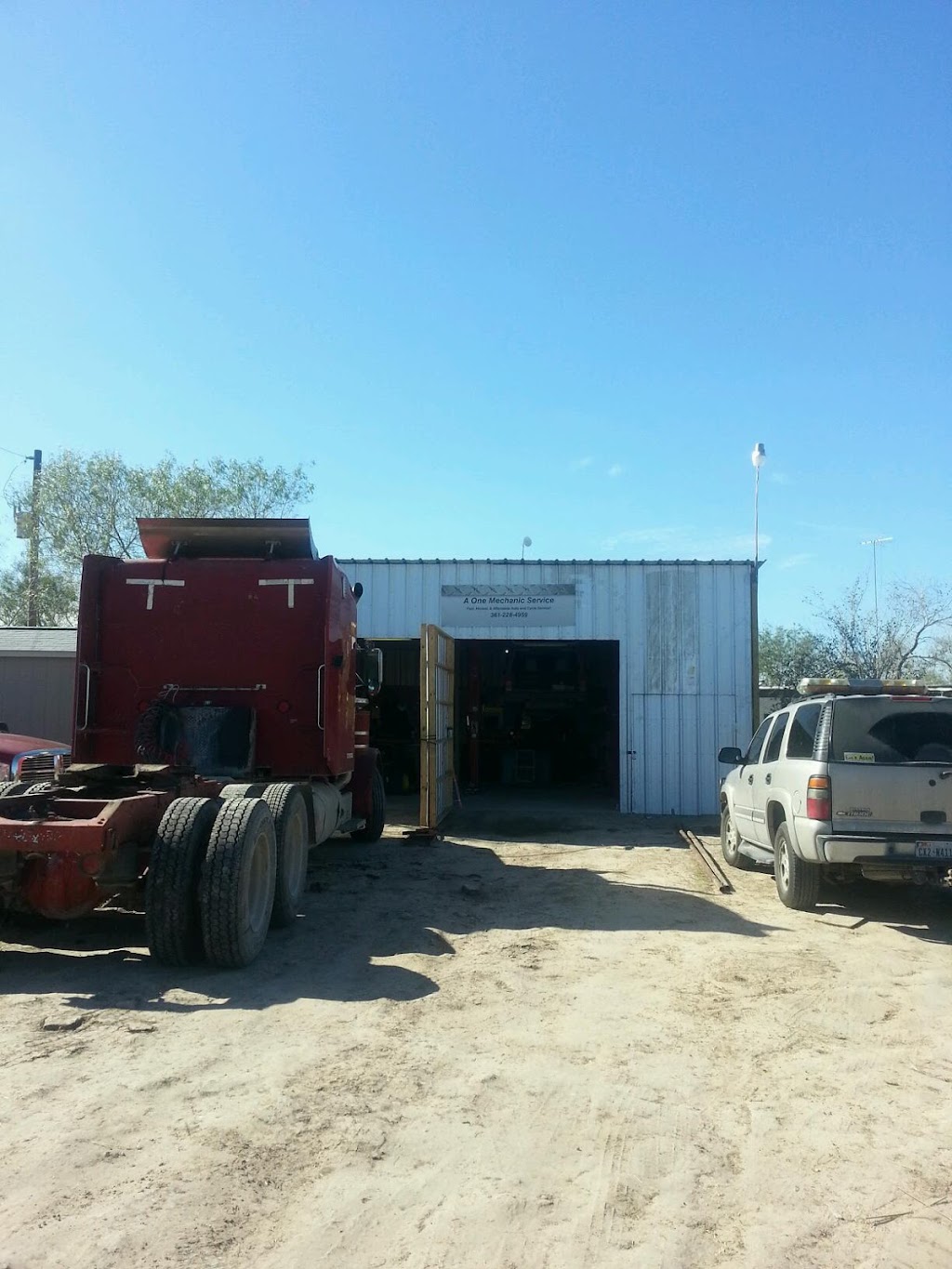 A One Mechanic Service | 661 S County Rd 1090 S, Riviera, TX 78379, USA | Phone: (361) 228-4959
