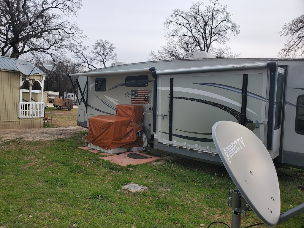 C&C Live Oak RV Park | 12450 Farm to Market Rd 730 N, Azle, TX 76020 | Phone: (817) 500-2891