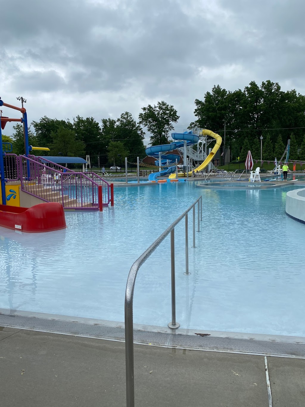 Ellen Trivanovich Aquatic Center | 32850 Electric Blvd, Avon Lake, OH 44012, USA | Phone: (440) 933-6247