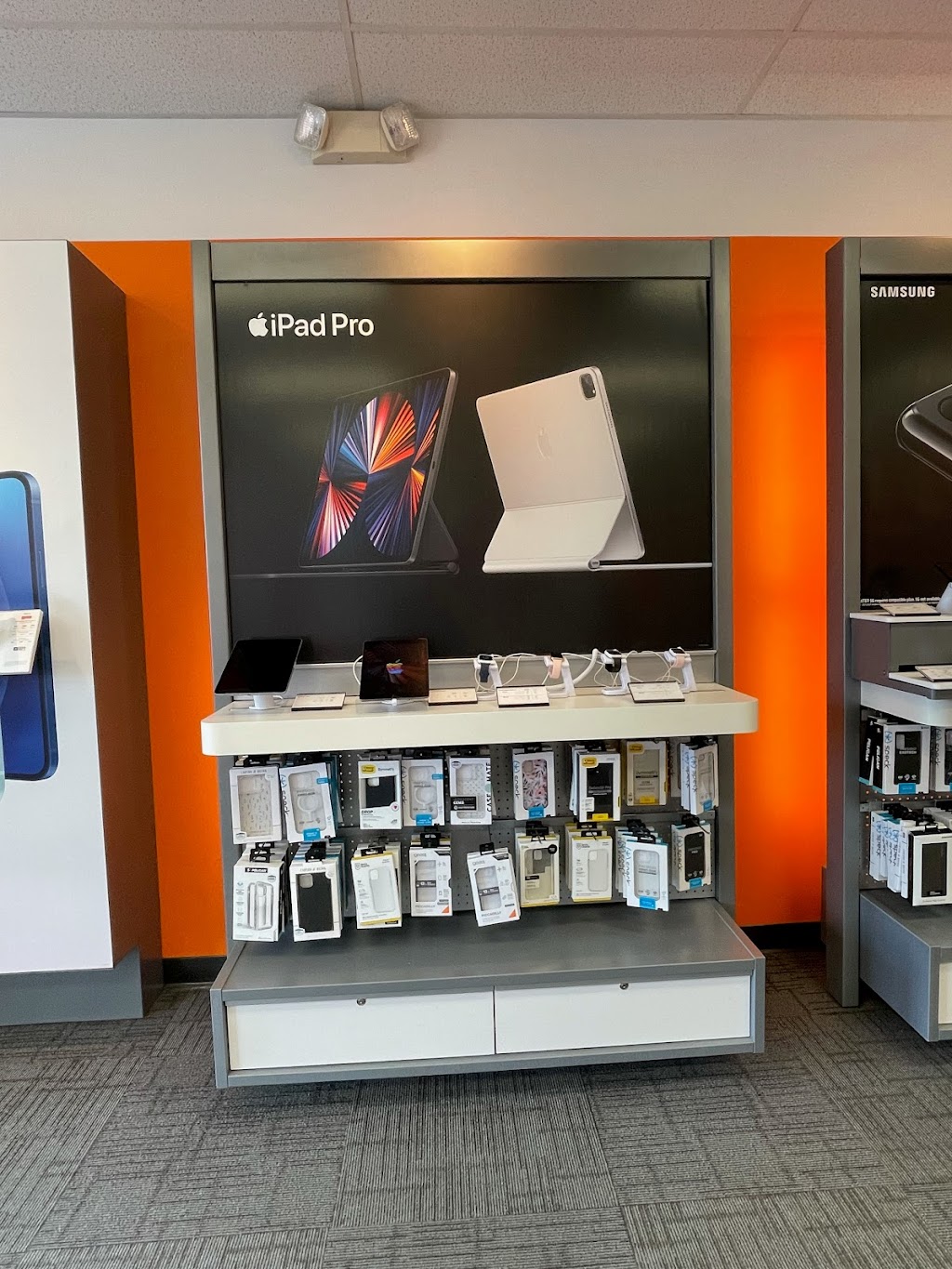 AT&T Store | 1510 S Lapeer Rd, Oxford, MI 48371, USA | Phone: (248) 236-9000