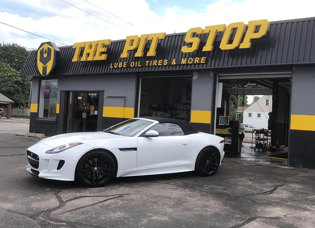 The Pit Stop | 3995 Tecumseh Rd E, Windsor, ON N8W 1J5, Canada | Phone: (519) 974-9998