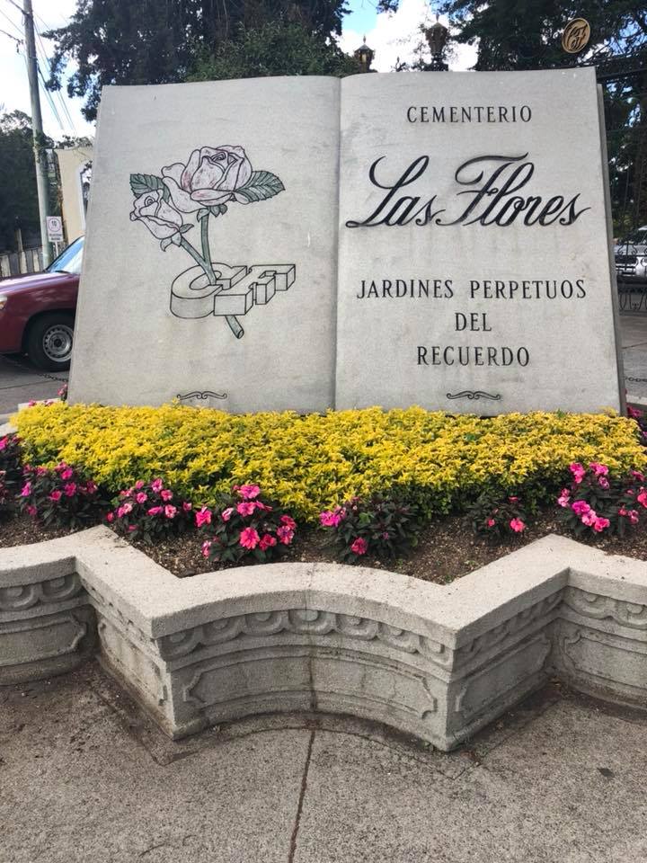 Deco Familia Rosecrans Funeral Home | 8545 Rosecrans Ave, Paramount, CA 90723, USA | Phone: (562) 634-8990