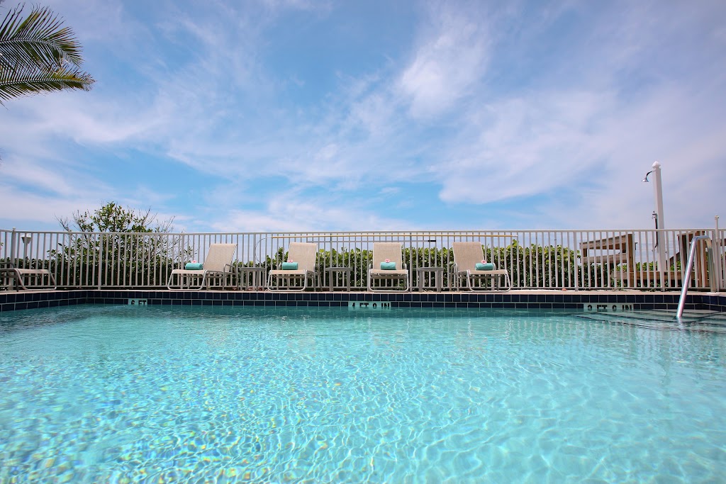 RVA Longboat Key | 4030 Gulf of Mexico Dr, Longboat Key, FL 34228, USA | Phone: (866) 384-0419