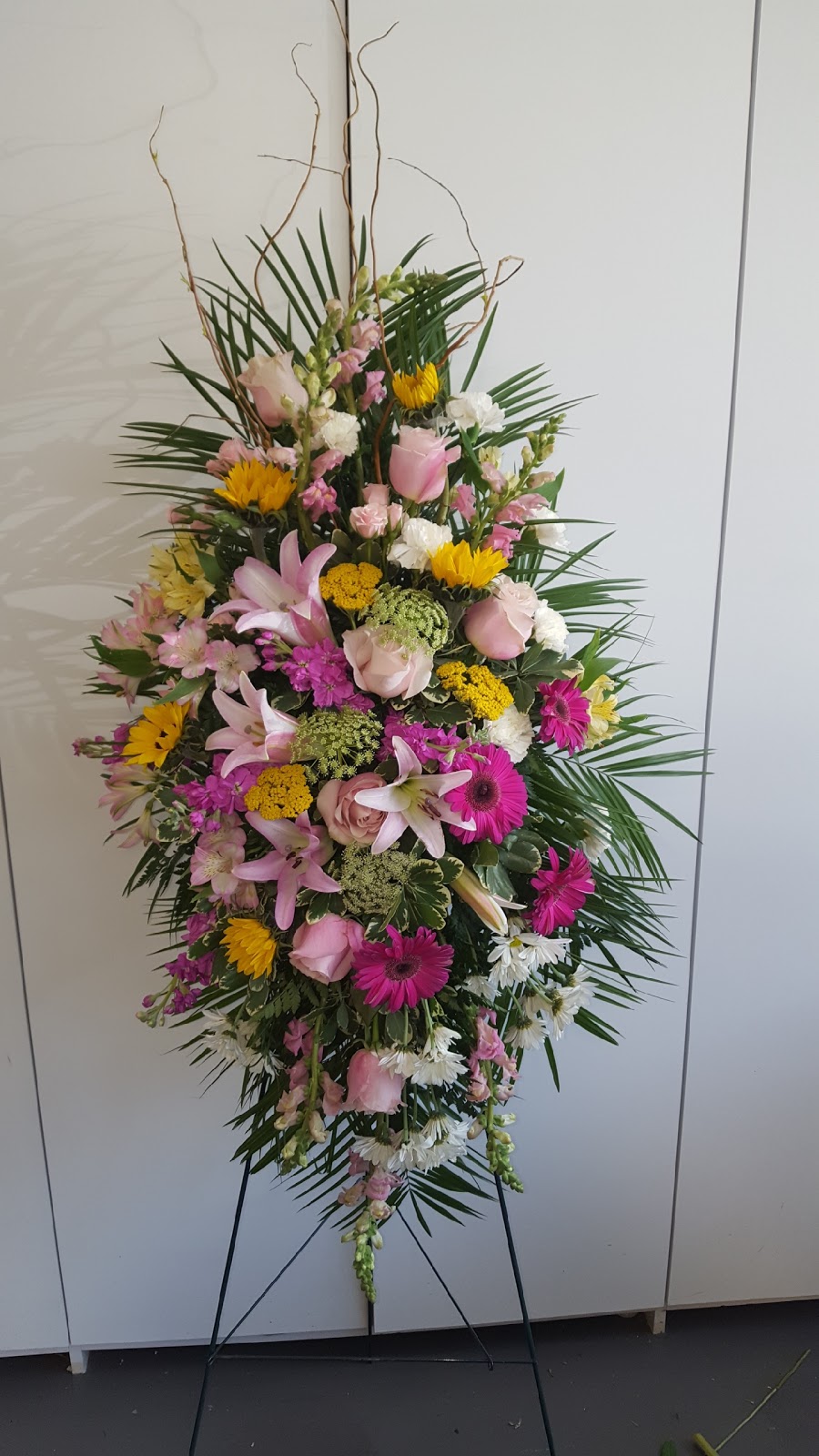 Suwanee Towne Florist | 602 Buford Hwy NW, Suwanee, GA 30024, USA | Phone: (678) 482-0229