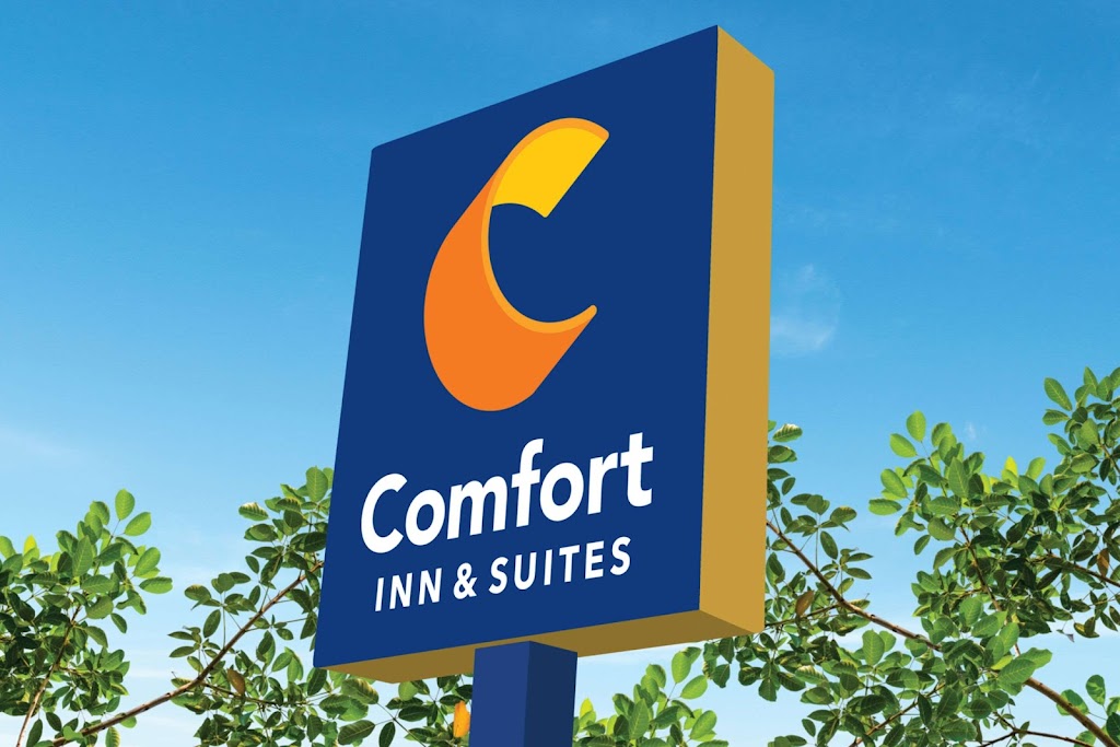 Comfort Inn & Suites | 10700 Emmett F Lowry Expy, Texas City, TX 77591, USA | Phone: (409) 986-3866