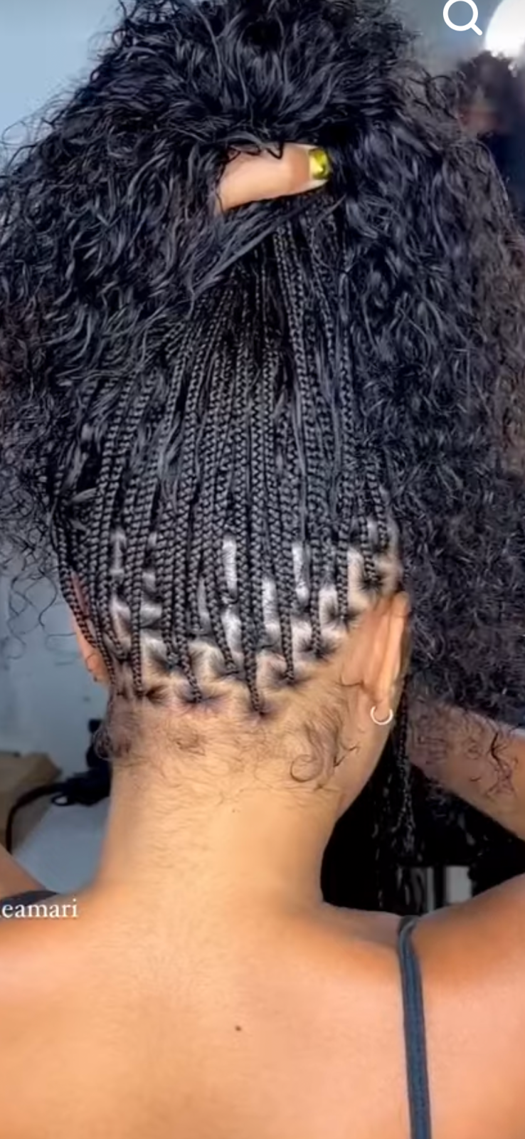 African queen braiding shop | 3726 Frankford Ave, Baltimore, MD 21206, USA | Phone: (443) 278-3054