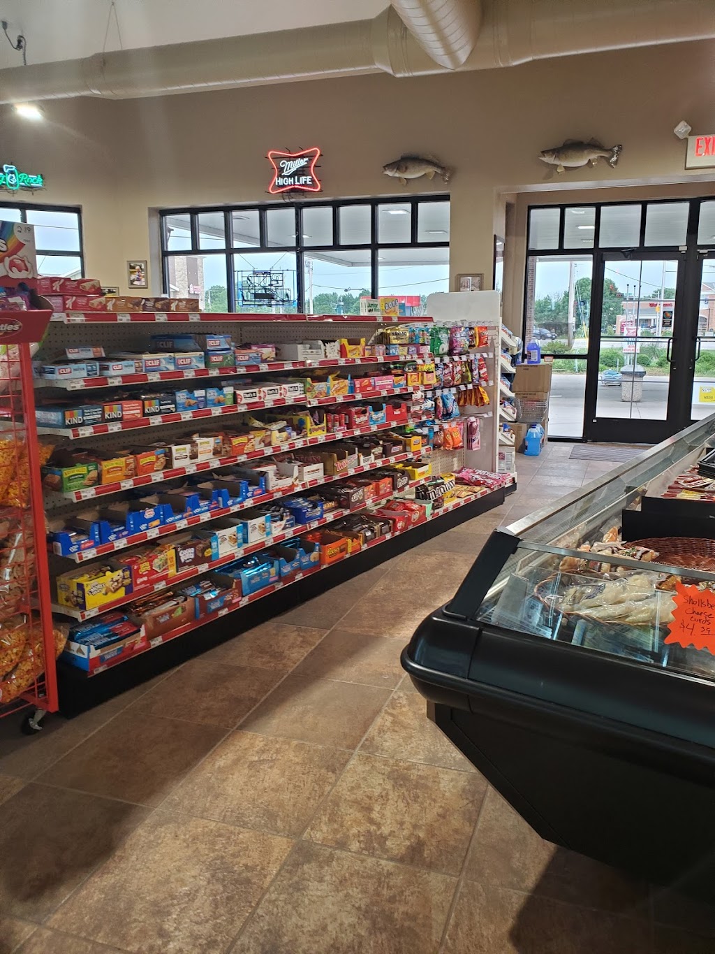 Karls Country Mart | N56W15654 Silver Spring Dr, Menomonee Falls, WI 53051, USA | Phone: (262) 373-0537