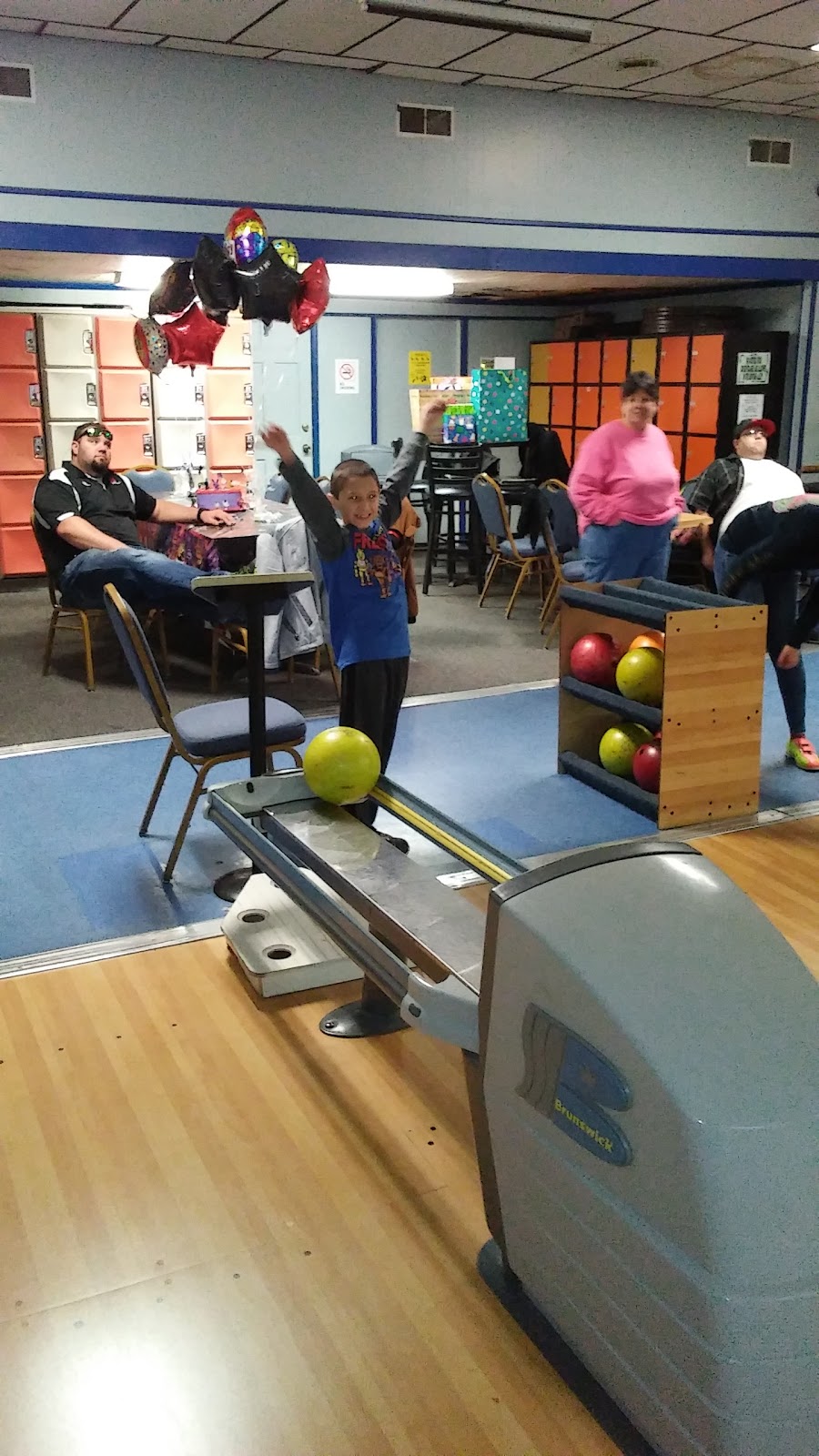 The Bowling Alley | 2237 Boulevard, Colonial Heights, VA 23834, USA | Phone: (804) 526-3862