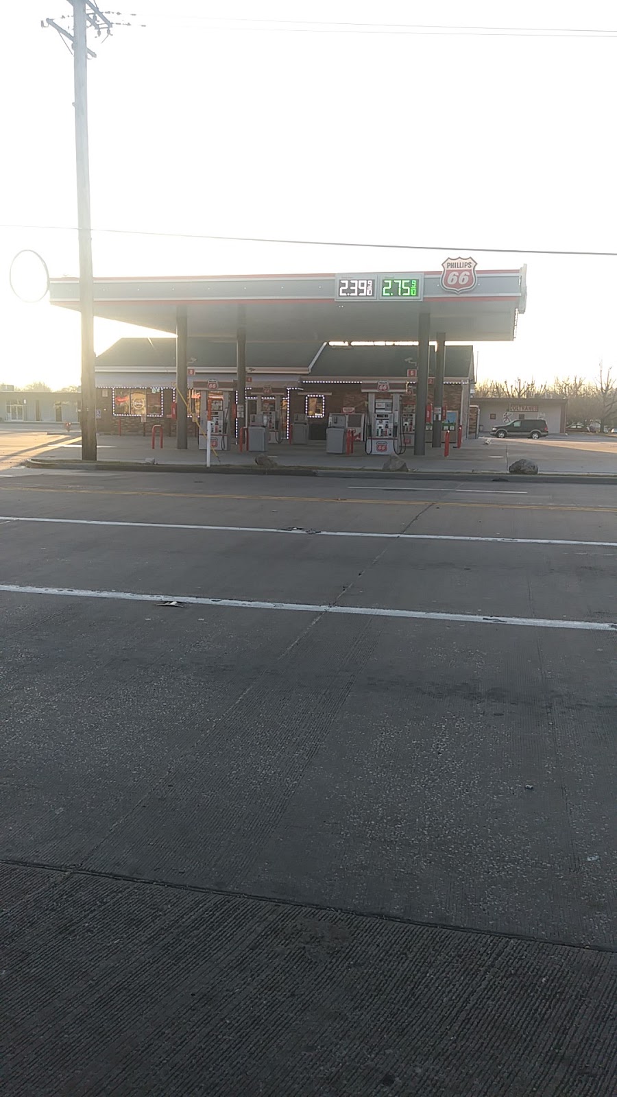 Phillips 66 | 2020 Patterson Rd, Florissant, MO 63031, USA | Phone: (314) 942-6696