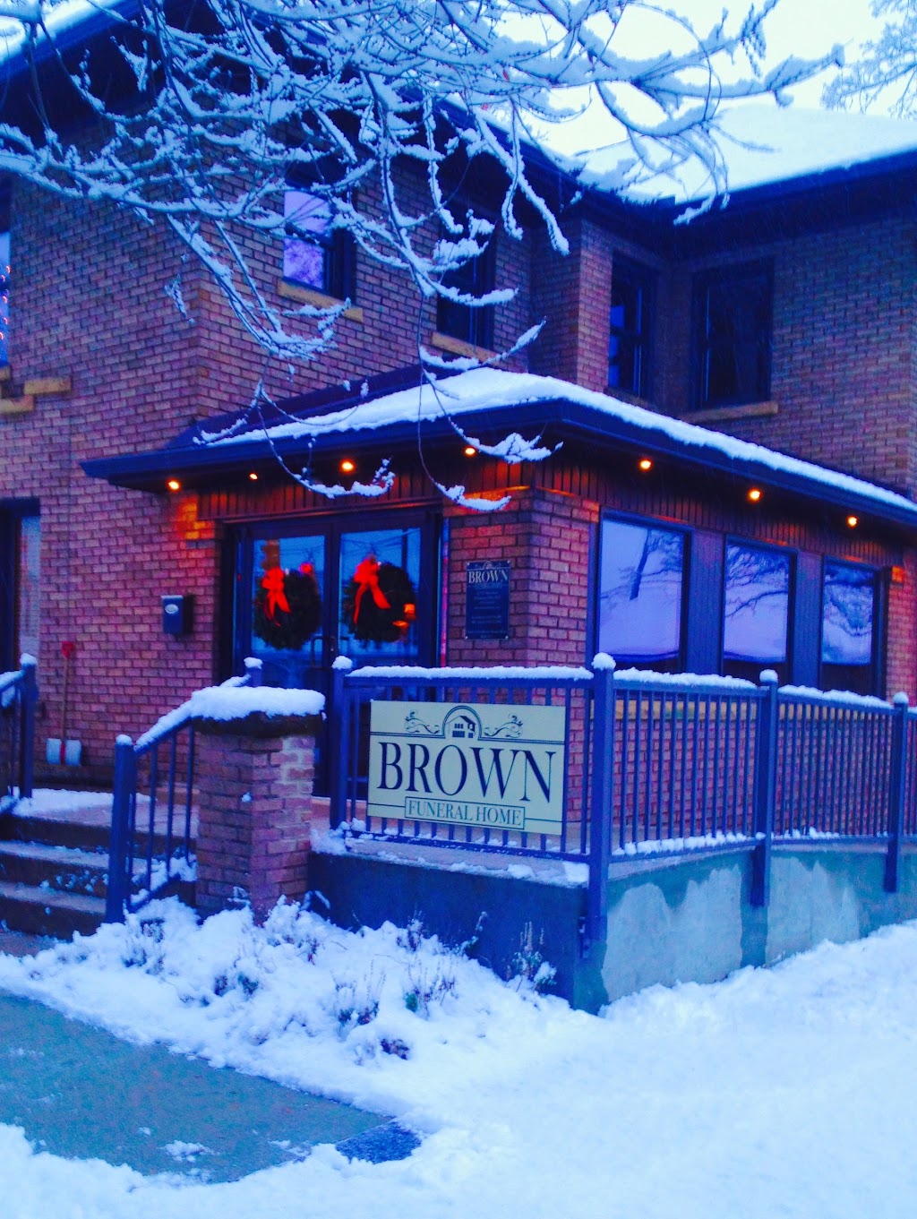 Brown Funeral Home | 237 W Main St, Wilmington, OH 45177, USA | Phone: (937) 382-2247