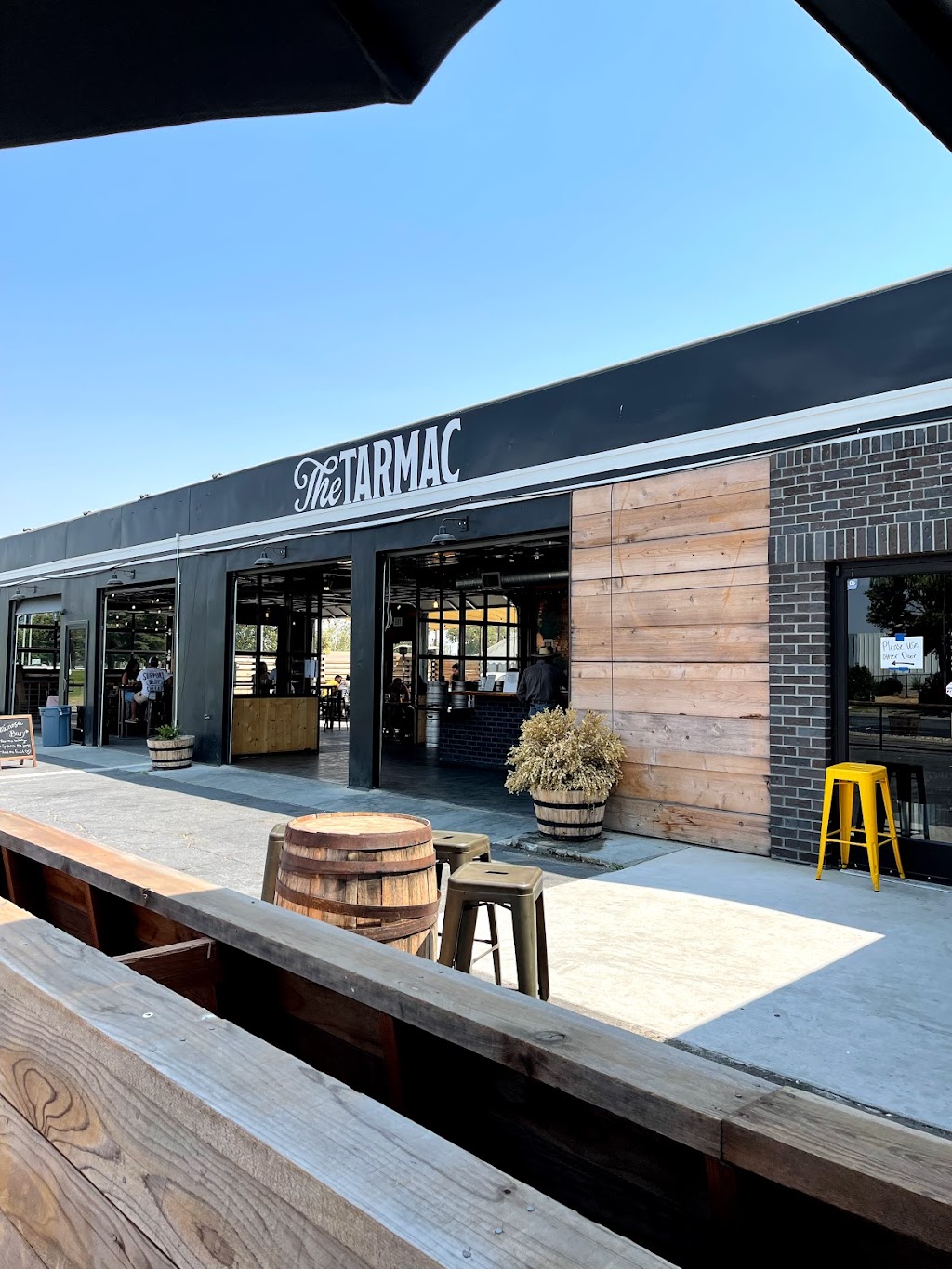 Blaker Brewing - The Tarmac | 1930 Airdrome Entry, Atwater, CA 95301, USA | Phone: (209) 585-4040