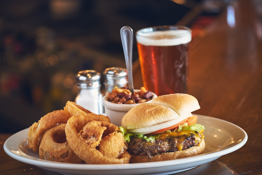 Halls Tavern at Coventry | 5745 Coventry Ln, Fort Wayne, IN 46804, USA | Phone: (260) 459-2893