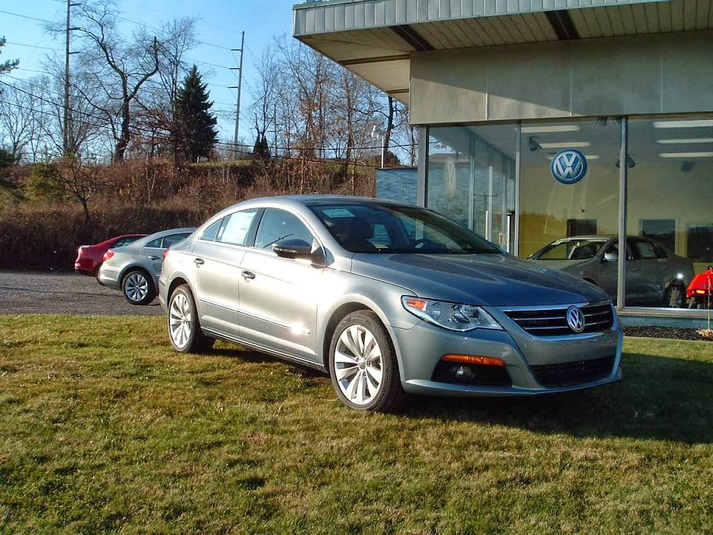 Hillcrest Volkswagen Inc | 3451 Leechburg Rd, New Kensington, PA 15068, USA | Phone: (724) 335-9847