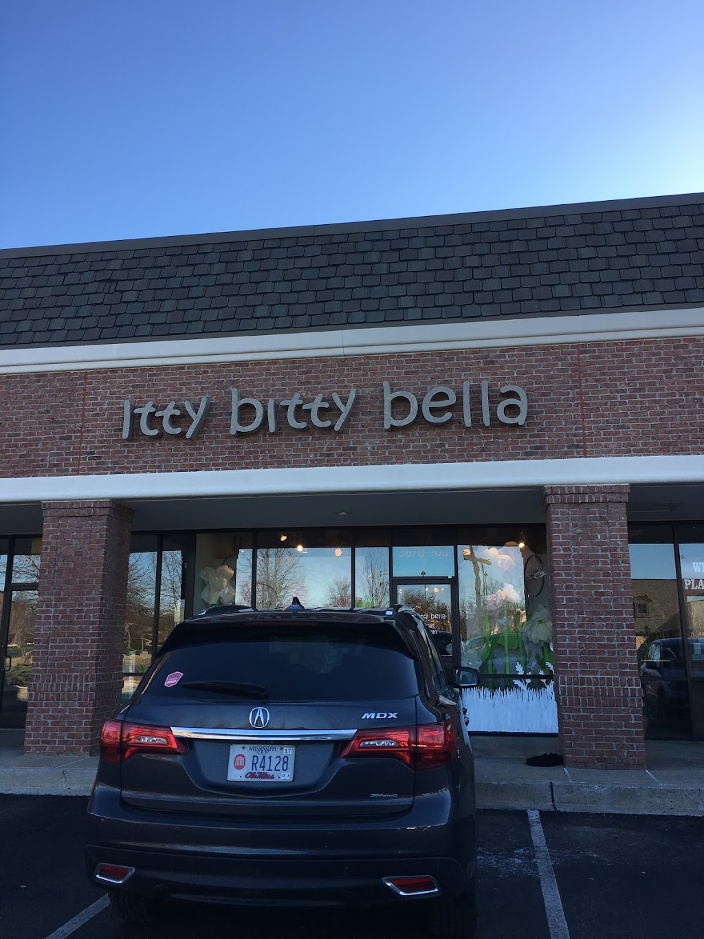Itty Bitty Bella | 3670 S Houston Levee Rd #103, Collierville, TN 38017, USA | Phone: (901) 457-7846