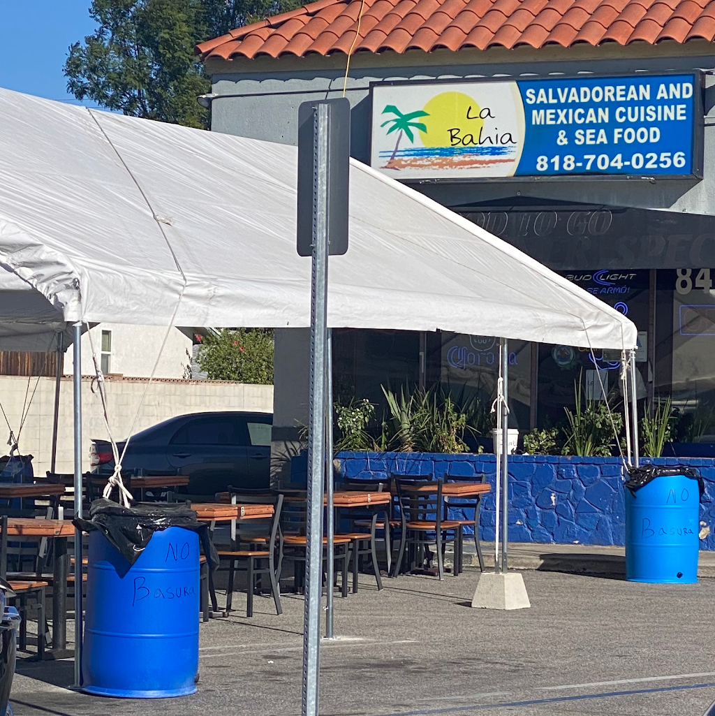 La Bahia Salvadorian Cuisine And Seafood | 8414 Topanga Canyon Blvd, Canoga Park, CA 91304, USA | Phone: (818) 704-0256