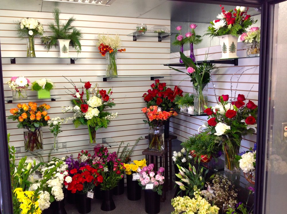 Tatum Flowers | 13637 N Tatum Blvd #24, Phoenix, AZ 85032, USA | Phone: (602) 867-0262