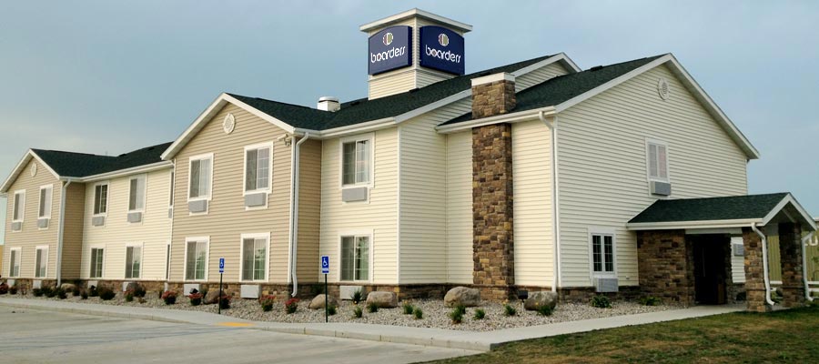 Boarders Inn & Suites by Cobblestone Hotels - Evansville | 715 Brown School Rd, Evansville, WI 53536, USA | Phone: (608) 882-0936