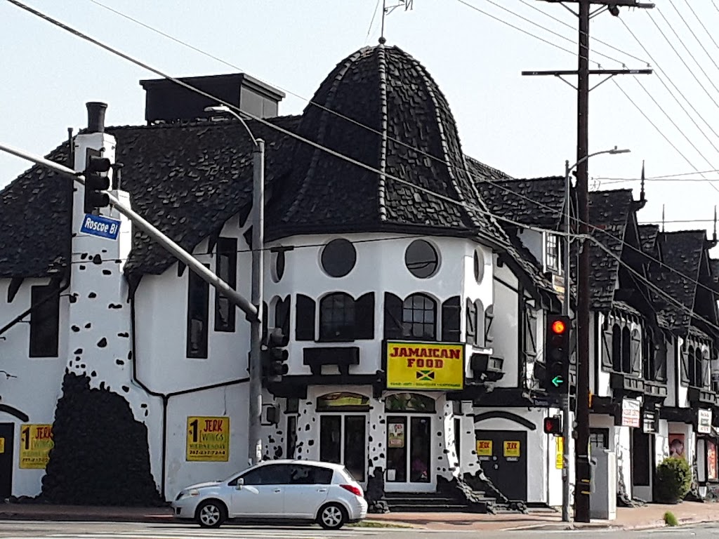 Jerk Wings Cafe | 8300 Tampa Ave, Los Angeles, CA 91324 | Phone: (747) 237-7244