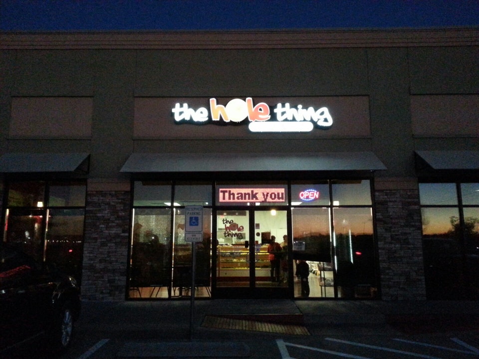 The Hole Thing Donuts | 571 Farm to Market 548 #128, Forney, TX 75126, USA | Phone: (972) 552-5000