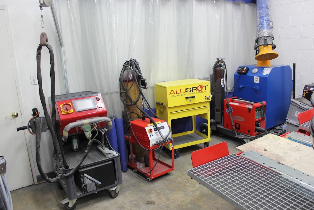 Network Auto Body | 24854 Ave Rockefeller, Santa Clarita, CA 91355, USA | Phone: (661) 295-5910