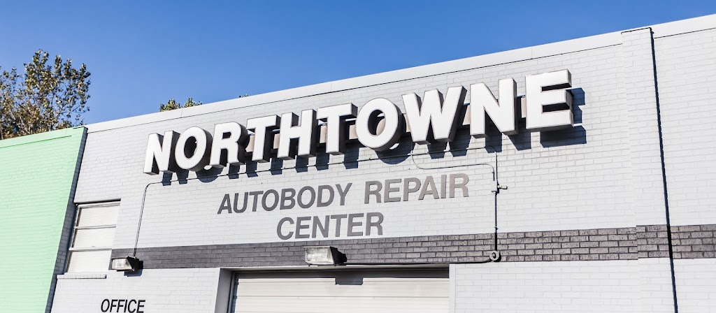 Northtowne Body Shop | 5900 B, N Oak Trafficway, Kansas City, MO 64118 | Phone: (816) 459-2738