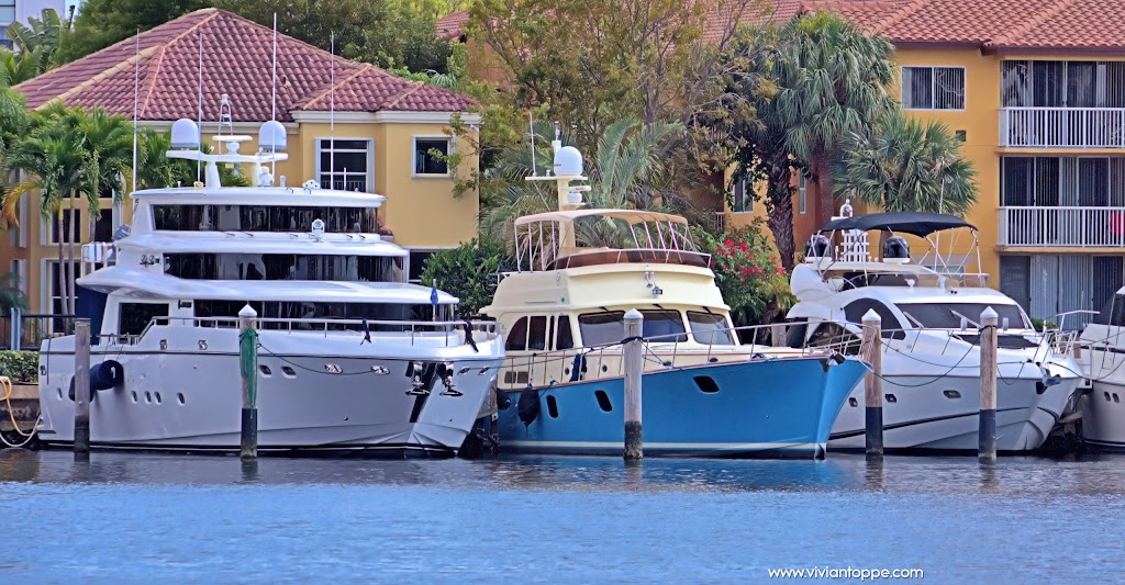 Suntex Marina at Aventura | 3601 NE 207th St, Miami, FL 33180, USA | Phone: (954) 457-8557