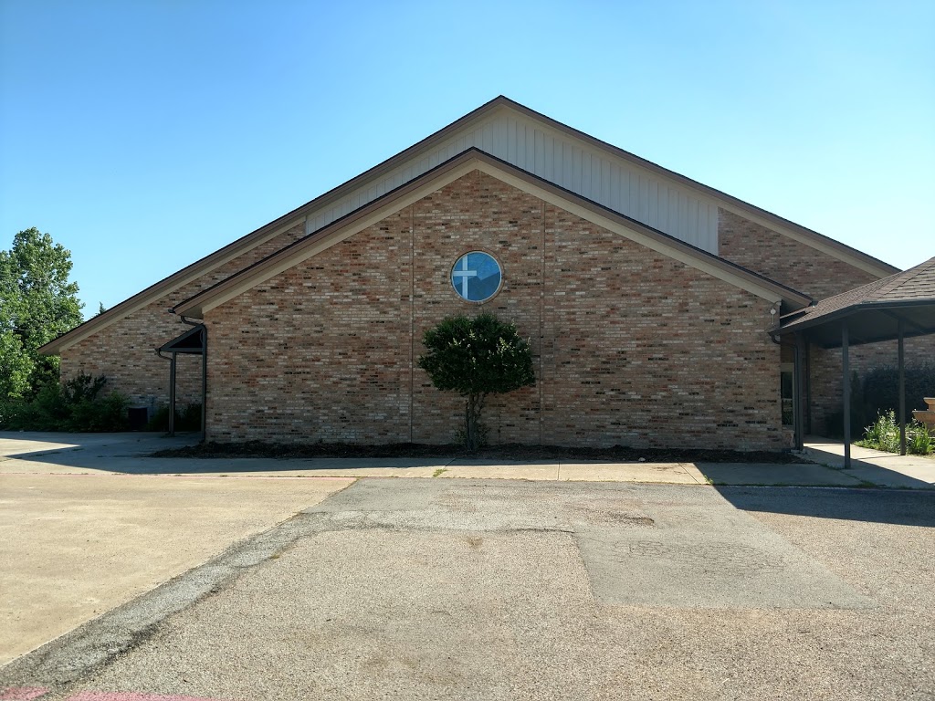 First United Methodist Church | 414 W Broad St, Forney, TX 75126, USA | Phone: (972) 564-0500