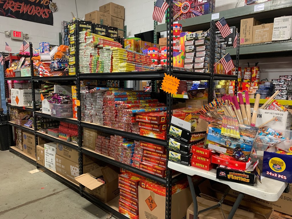 Exotic Fireworks Retail/Wholesale | 6986 N Telegraph Rd, Dearborn Heights, MI 48127, USA | Phone: (313) 477-7636