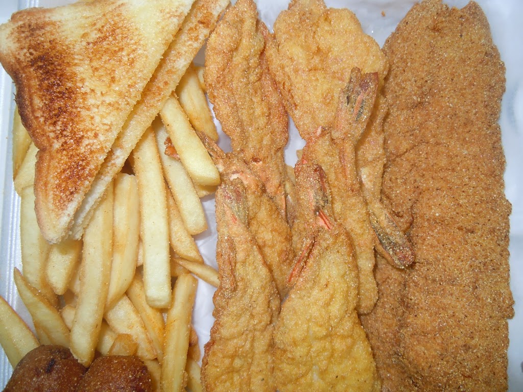 Rodeo Catfish and Wings | 2223 Singleton Blvd #222, Dallas, TX 75212 | Phone: (214) 758-0236