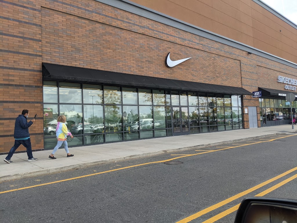 Nike store | 410 Gateway Dr, Brooklyn, NY 11239, USA | Phone: (347) 414-9837
