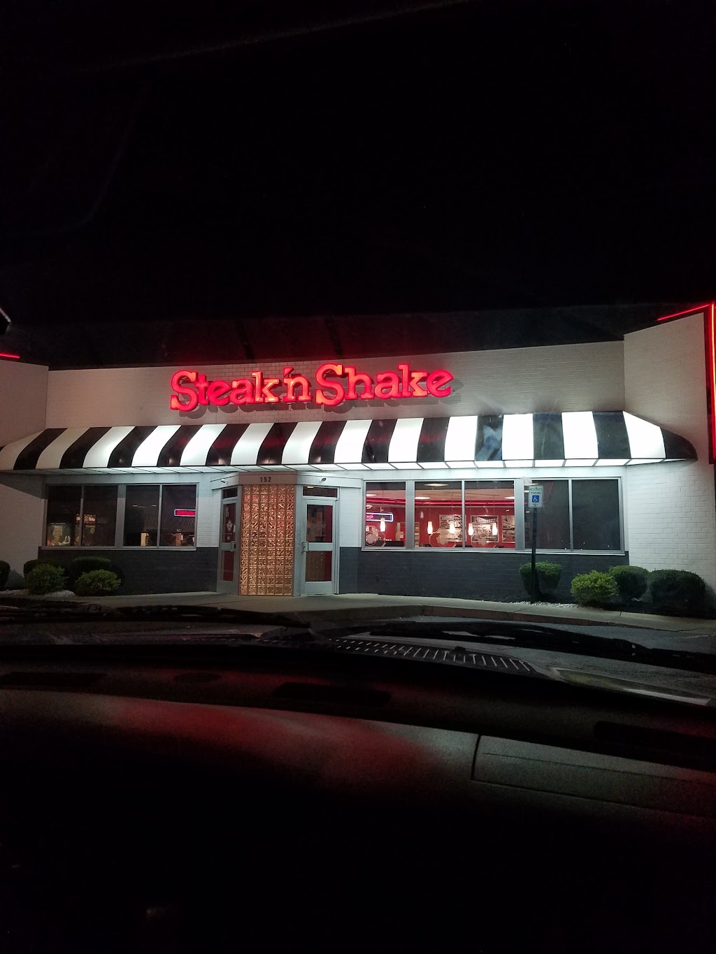 Steak n Shake | 152 Flight Memorial Dr, Akron, OH 44333 | Phone: (330) 670-9593