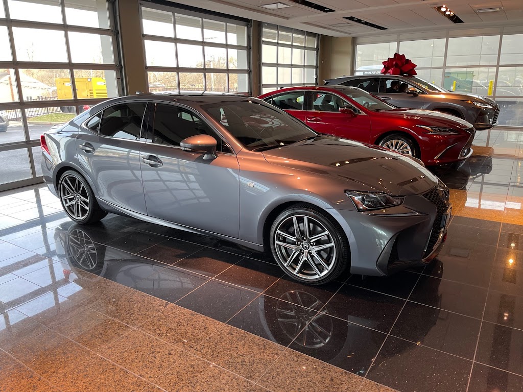 Mungenast Lexus of St. Louis | 13700 Manchester Rd, Manchester, MO 63011, USA | Phone: (314) 822-7681