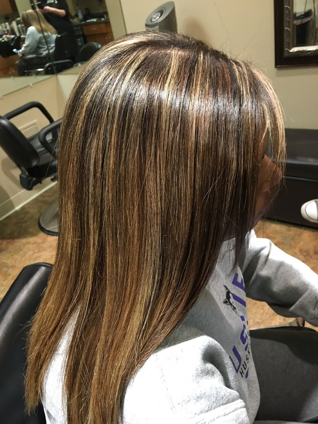 Fun Easy Hair By Shirly Calderon | 8343 W 135th St #10a, Overland Park, KS 66223, USA | Phone: (816) 728-8519