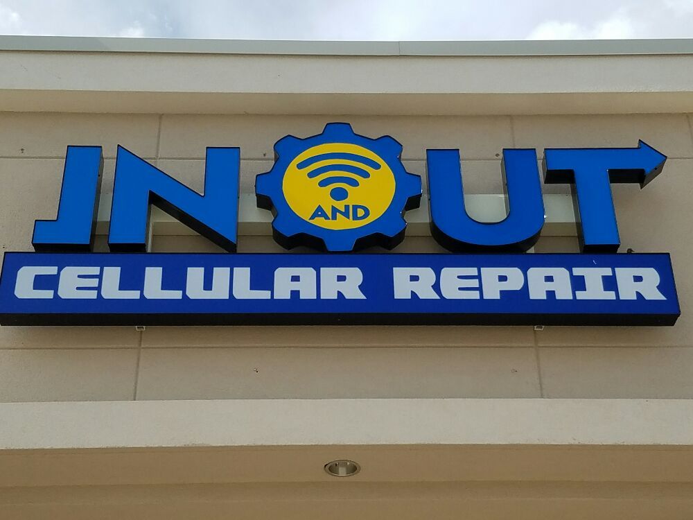 In and Out Cellular Repair | 1023 SW 19th St, Moore, OK 73160, USA | Phone: (405) 703-8774