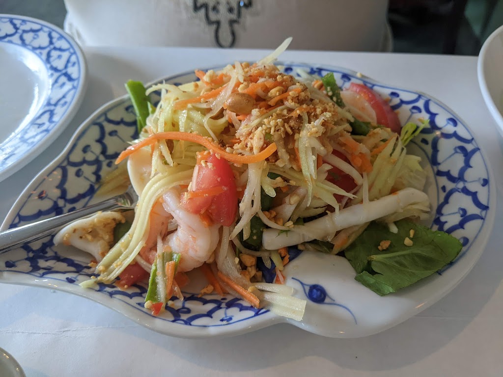 Bangkok Noi Thai Cuisine | 6724 Main St, Gloucester, VA 23061, USA | Phone: (804) 695-1177